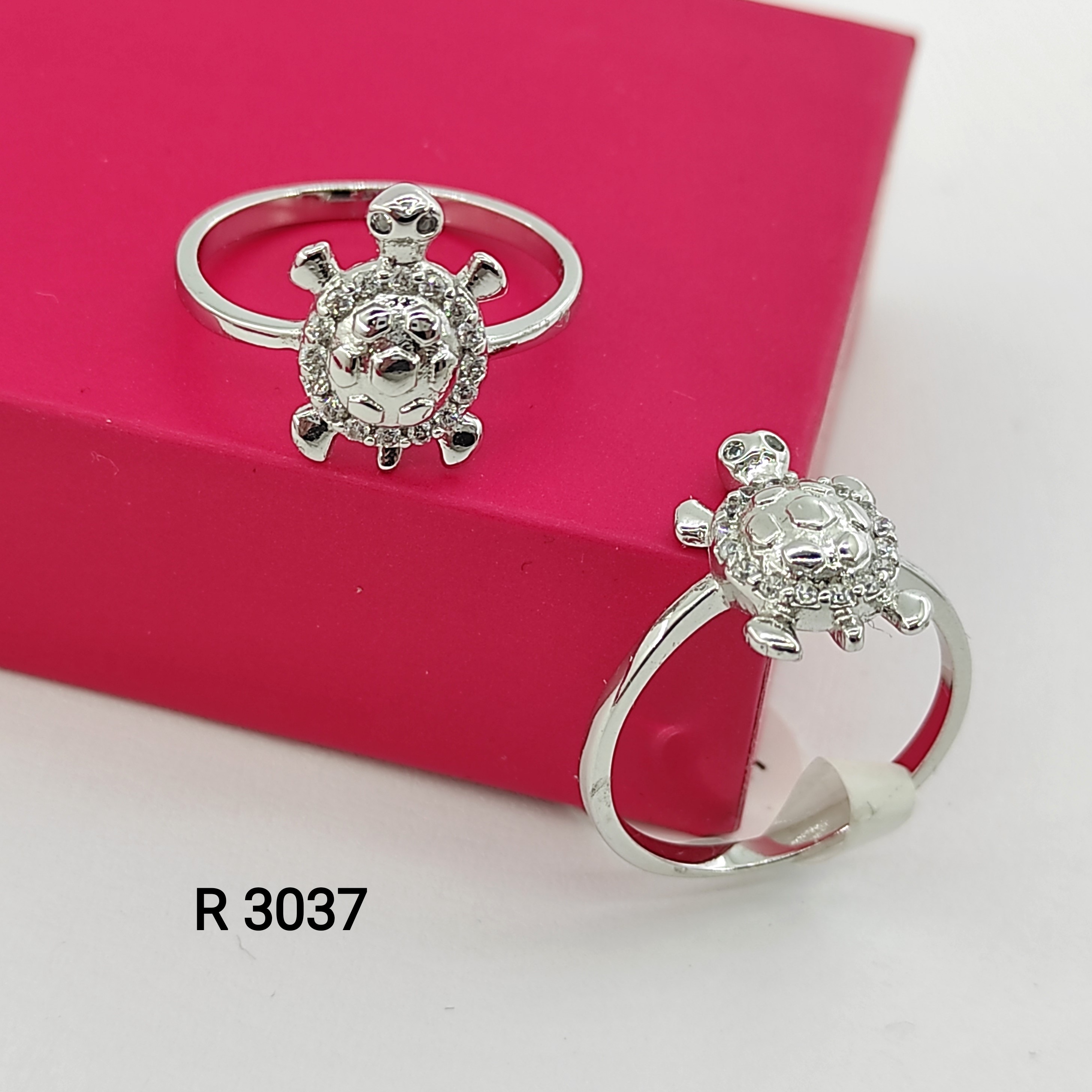 R 3037